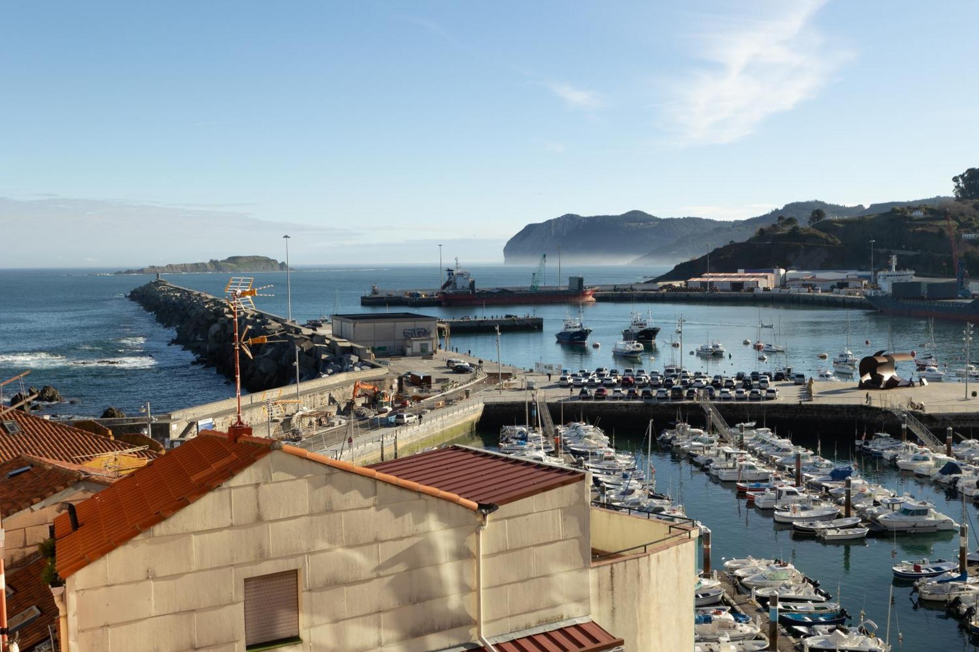 Apartamentos Bermeo, Museoa Esterno foto