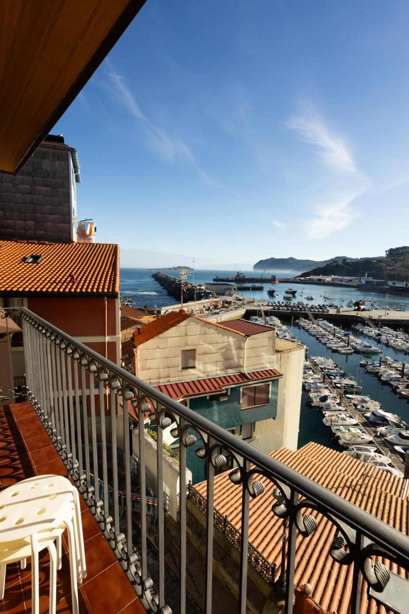 Apartamentos Bermeo, Museoa Esterno foto